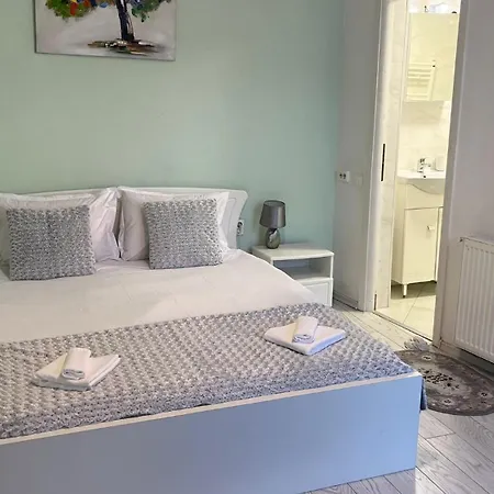 Arctic & Parking * Brașov